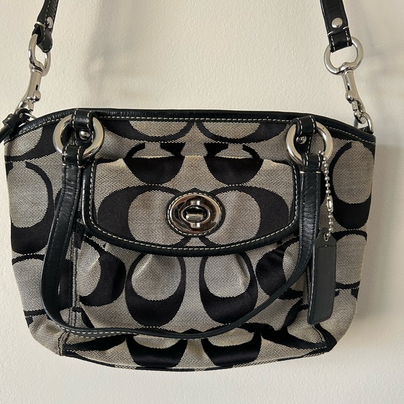 Vintage Coach Signature Bag - Picture 2 of 12